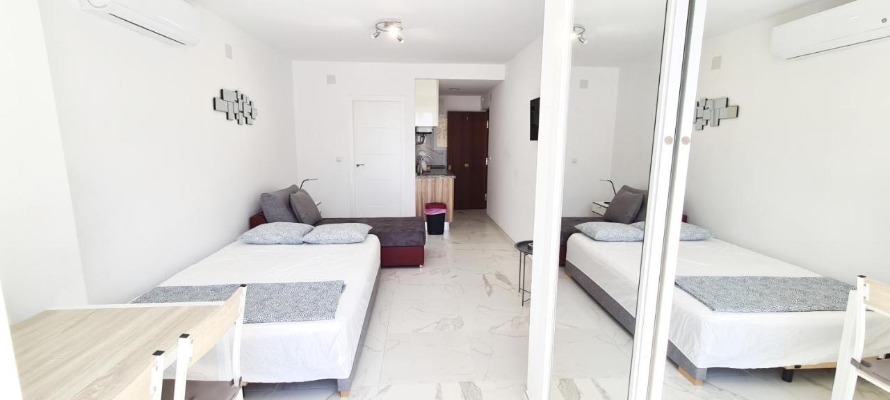 Babylon Tourist Apartments 베날마데나코스타 외부 사진
